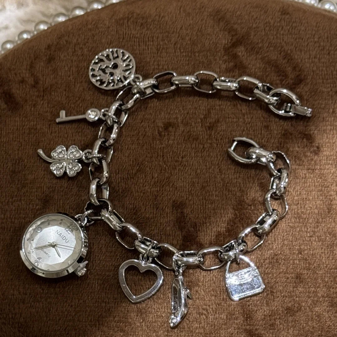 Love Charm Bracelet Watch Fashion Gold Silver Quartz Wristwatch Elegant Waterproof Jewelry Gift for Women Relojes De Mujer