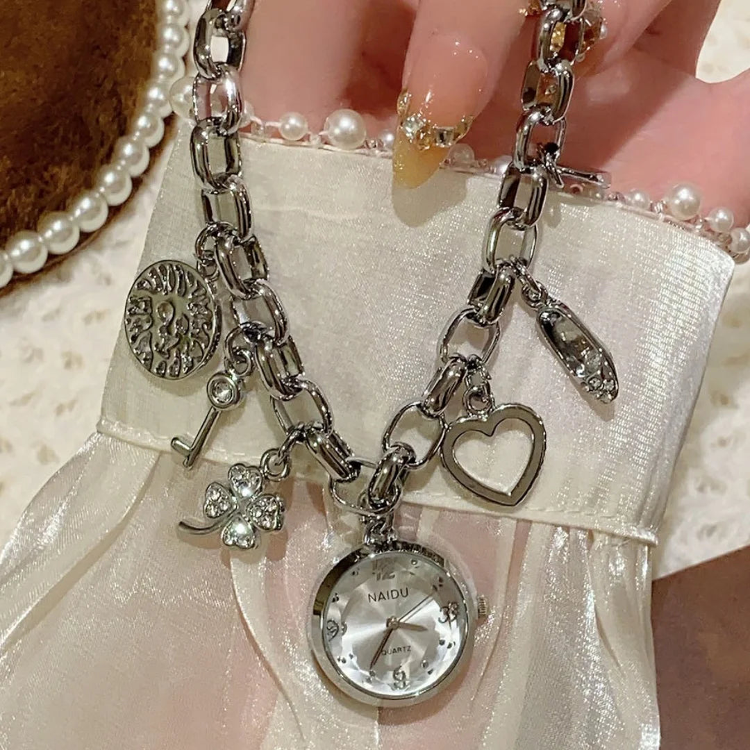 Love Charm Bracelet Watch Fashion Gold Silver Quartz Wristwatch Elegant Waterproof Jewelry Gift for Women Relojes De Mujer
